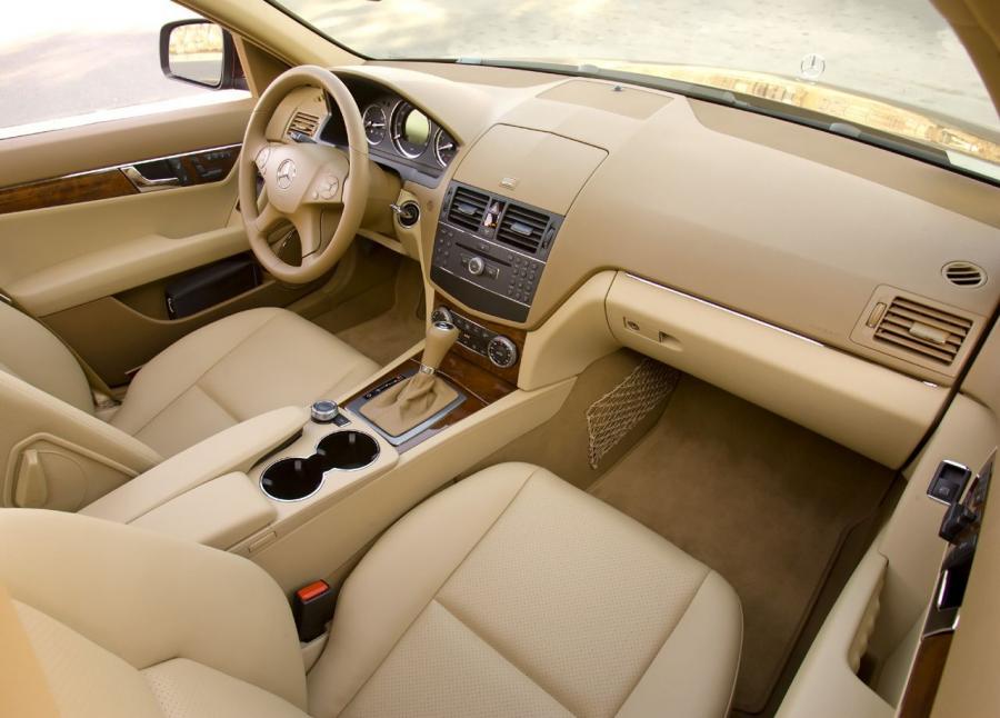 Mercedes-Benz C-Class 2007 года  (US) (фото 44 из 63)